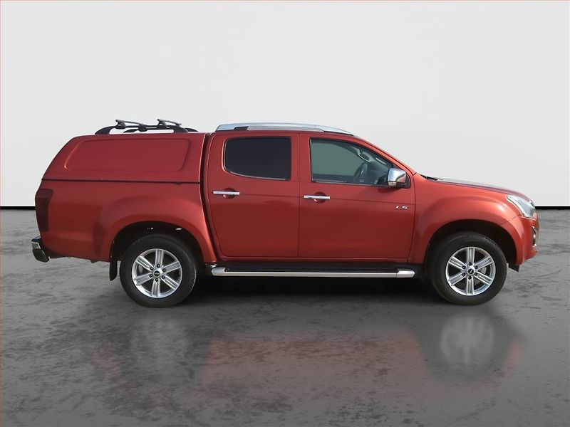 Isuzu D-Max (2019) 1.9 D - fotka 6 z 18