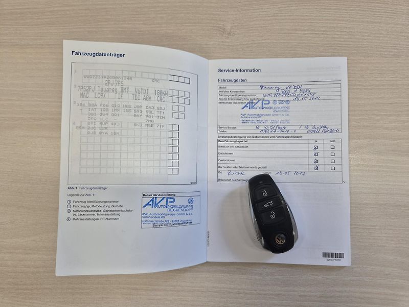 Volkswagen Touareg 3,0TDi 180kw 4x4 DSG 20ALU - fotka 18 z 41