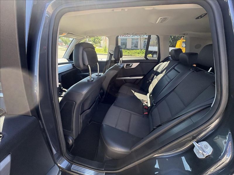 Mercedes-Benz GLK 2,2 220CDI AT,4M,Offroad paket - fotka 26 z 33