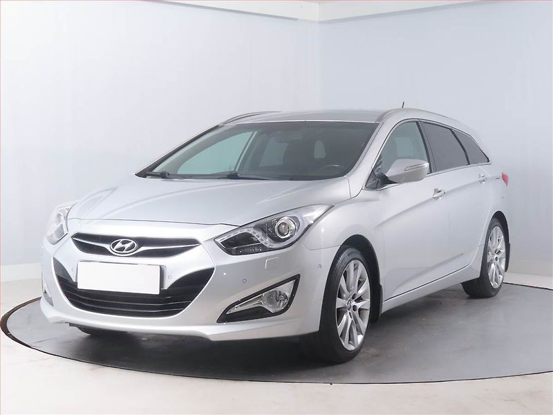 Hyundai i40 (2012) Premium 1.7 CRDi, ČR,1.maj - fotka 2 z 19