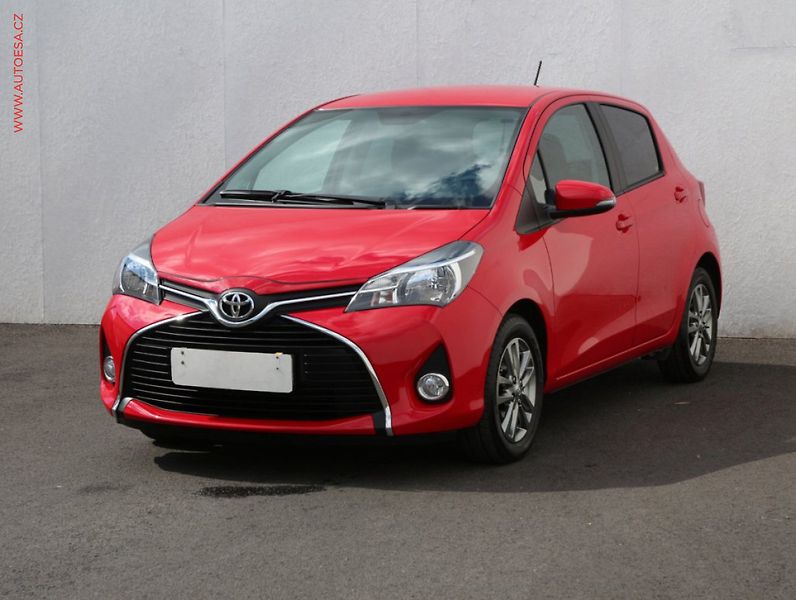 Toyota Yaris (2017) 1.3i - fotka 3 z 3