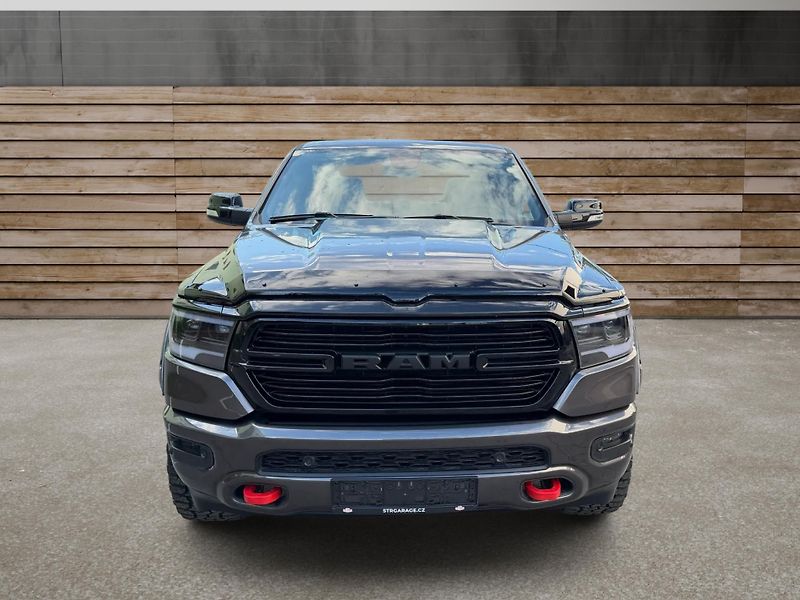 Dodge RAM (2019) +HEMI+LPG+OFFROAD PAKET+ - fotka 8 z 22