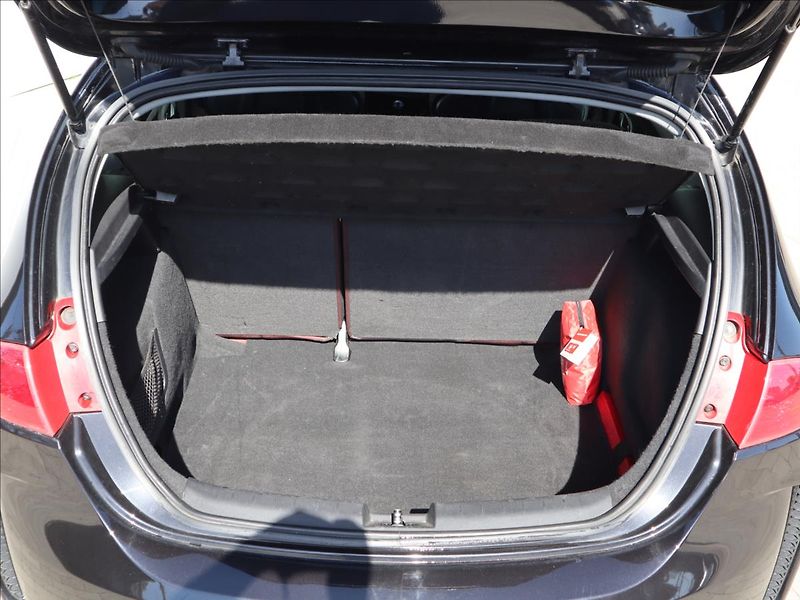 Seat Leon 2,0 TFSi (BWA) FR line - fotka 16 z 36