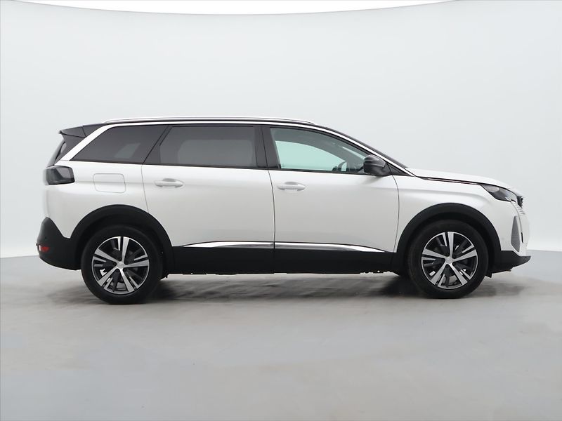 Peugeot 5008 1,2 PT 96kW Allure 7-Míst CZ - fotka 8 z 32