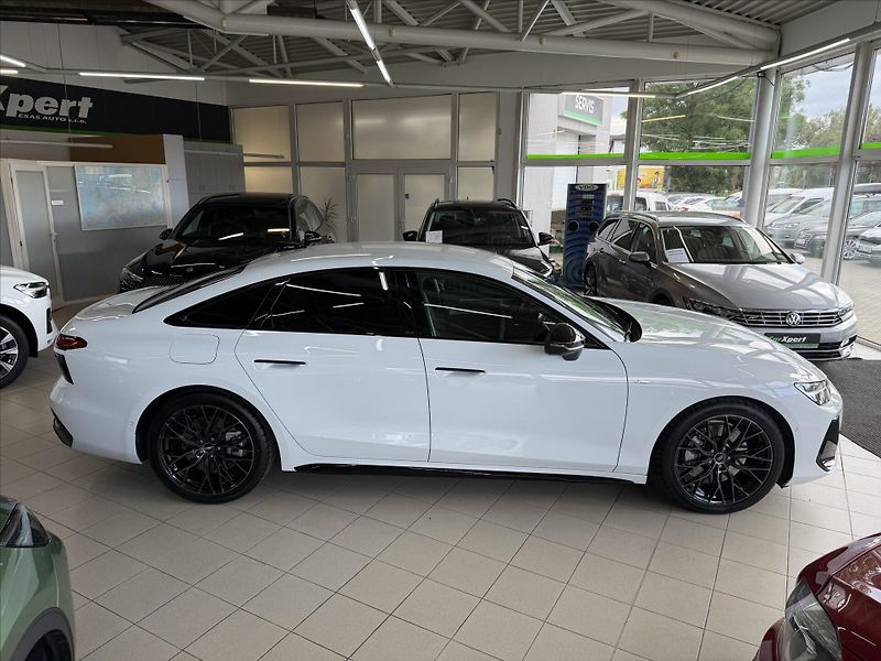 Audi A6 3,0 3,0 V6 TFSI QUATTRO S-line - fotka 3 z 41