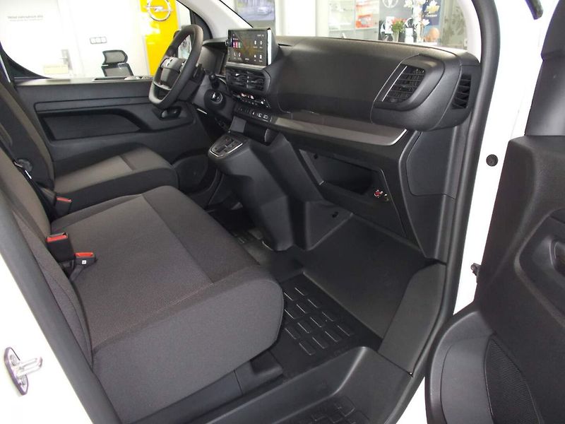 Opel Vivaro (2026) L2 (L) Combi 2.2 CDTi (132kW/1 - fotka 16 z 30