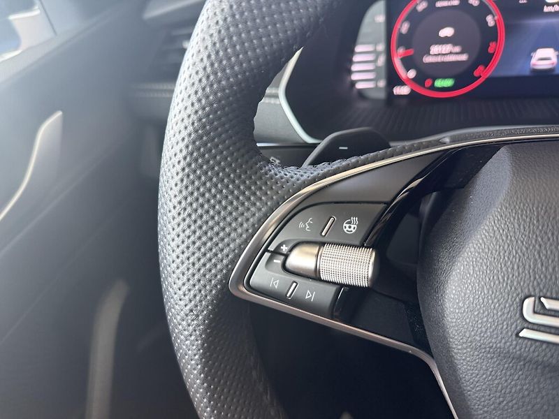 Škoda Octavia DSG 1,5TSi 110kW SportLine - fotka 20 z 25