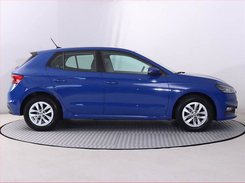 Škoda Fabia (2023) 1.0, Serv.kniha, Tempomat - fotka 6 z 20