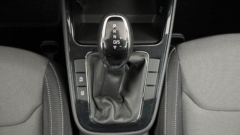 Škoda Fabia 1.0 TSI DSG Ambition - fotka 22 z 23