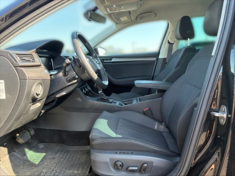 Škoda Superb 2,0 TDI 147 4x4 Style Aut - fotka 5 z 10
