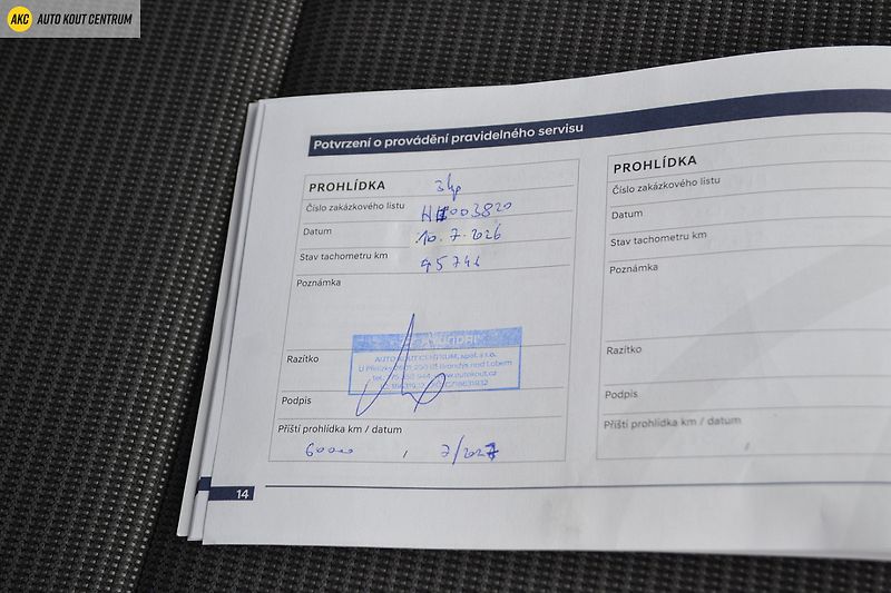 Hyundai i30 WG 1,5I MT SMART FL NAVI - fotka 41 z 45