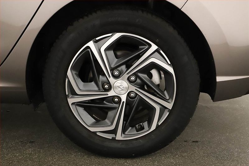 Hyundai i30 (2022) 1.0 T-GDI, Automat, ČR,1.maj - fotka 14 z 14