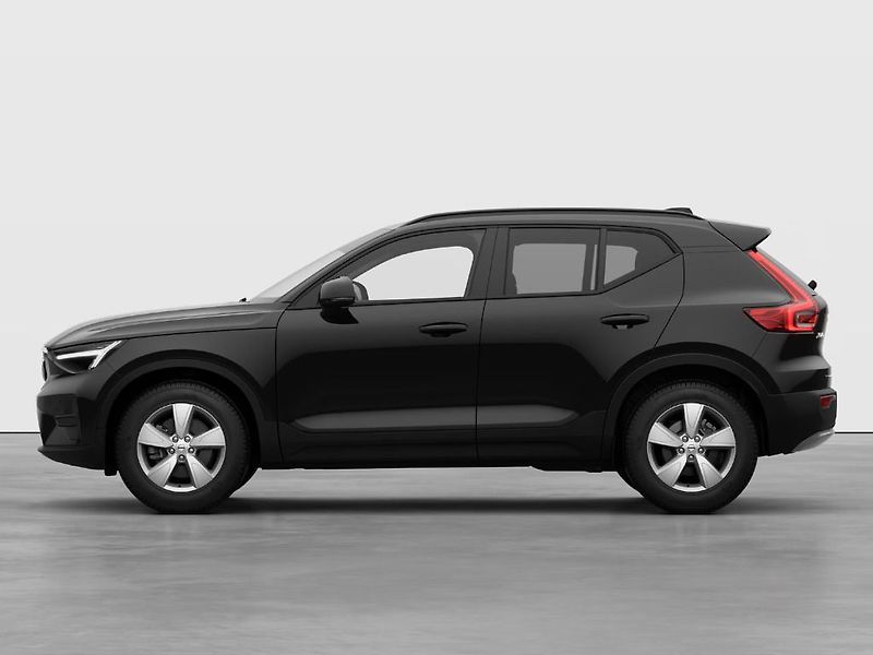 Volvo XC40 ESSENTIAL B3 FWD 120kW - fotka 4 z 13
