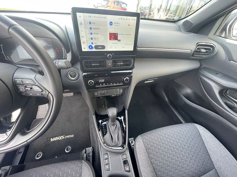 Toyota Yaris Cross 1.5 Hybrid 130k FWD Style - fotka 16 z 27