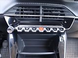 Peugeot 208 1,2 101k Allure CZ 1.Maj DPH - náhled 16