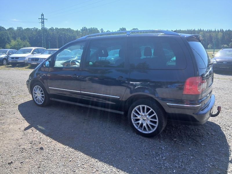 Volkswagen Sharan 2.0 TDI, 7 míst, tažné - fotka 15 z 35