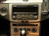 Volkswagen Passat (2013) 2.0TDi, DSG, klima - náhled 13