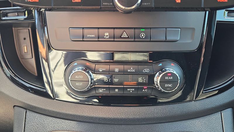 Mercedes-Benz Vito 119 CDI/L, Select, 4x4, ACC - fotka 13 z 20