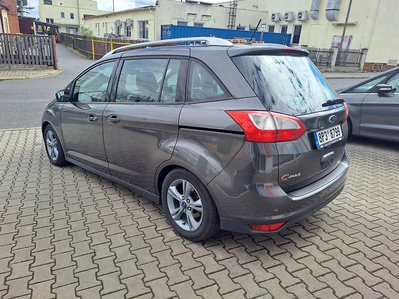 Ford Grand C-MAX (2017) 1,0 EB 92kW TITANIUM TAŽNÉ  - fotka 7 z 25