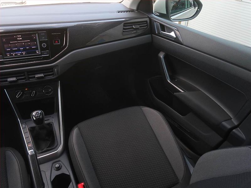 Volkswagen Taigo (2022) 1.0 TSI, Serv.kniha, Tempomat - fotka 8 z 18