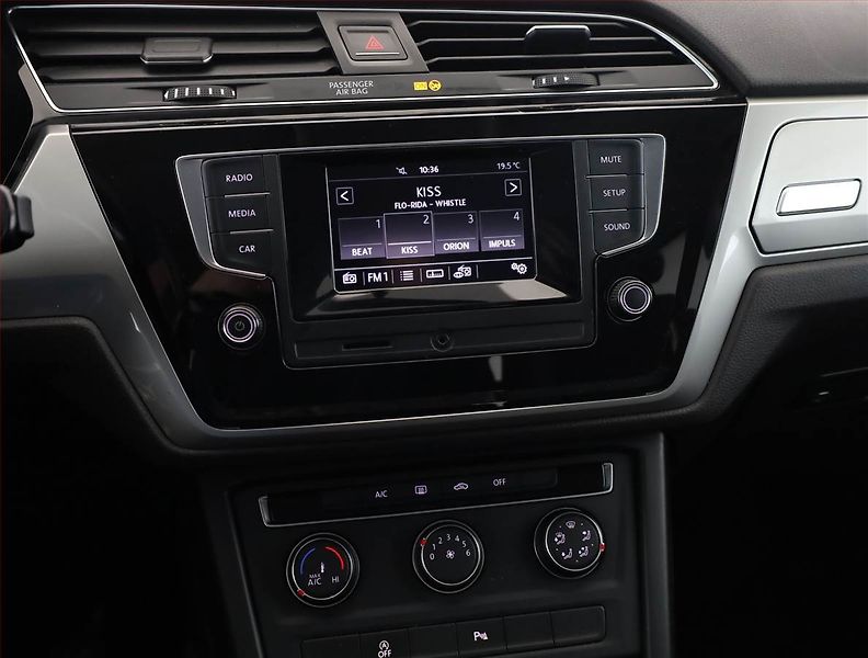 Volkswagen Touran (2016) 1.6 TDI, 7 míst, Serv.kniha - fotka 9 z 19