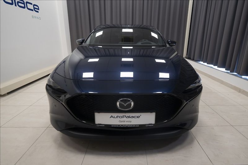 Mazda 3 2,0 e-SKYACTIV-X AT NAV KAMERA - fotka 2 z 43