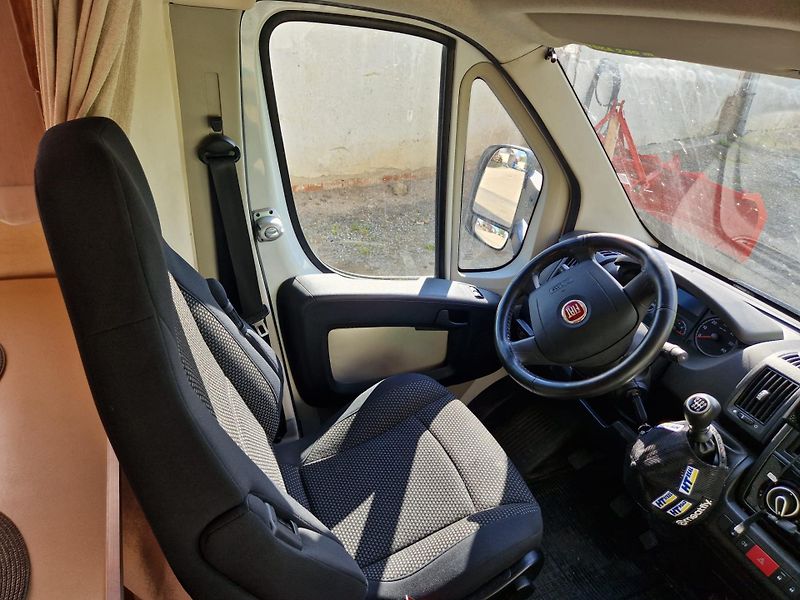 Fiat Ostatní (2012) Prodám obytný vůz Fiat Rimor - fotka 18 z 25