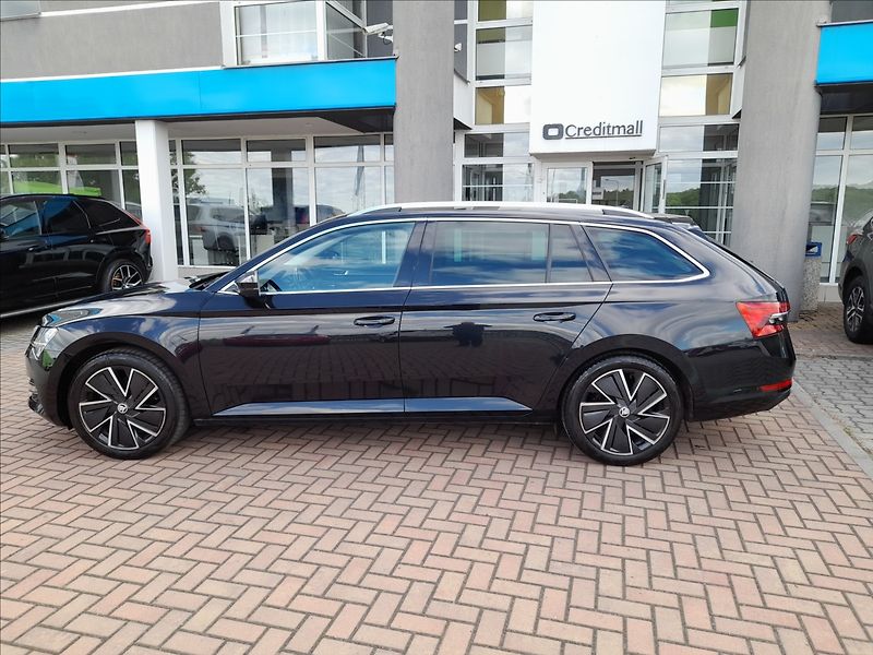 Škoda Superb 1,5 TSI DSG Style plus Rezerva - fotka 8 z 27