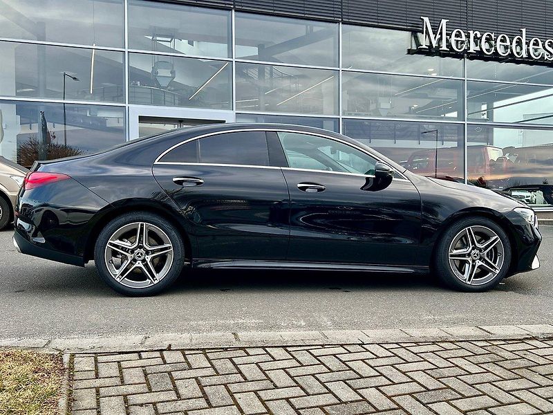 Mercedes-Benz CLA (2025) 200 d Linie  AMG - fotka 2 z 23