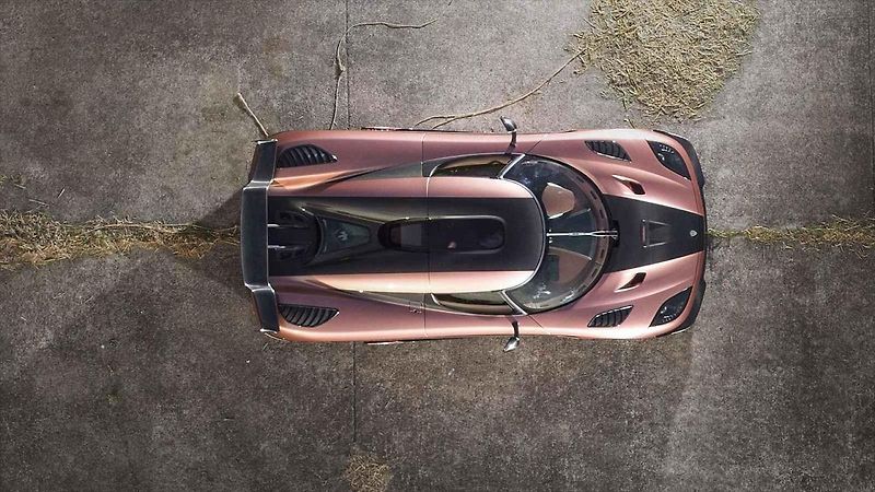 Švédské hypersporty Koenigsegg objektivem fotoaparátů Hasselblad.