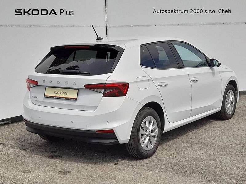 Škoda Fabia Top Selection 1.0 TSI 85kW 7AP - fotka 2 z 20