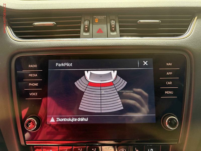 Škoda Octavia (2019) 2.0 TSi, Style, DSG, LED, TZ - fotka 14 z 16