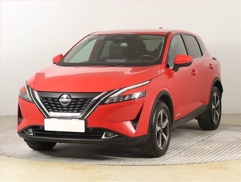 Nissan Qashqai (2023) 1.5 e-Power - fotka 2 z 25