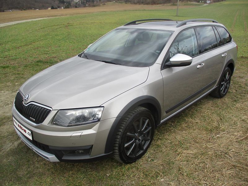 Škoda Octavia SCOUT 2.0TDi RS 135kW DSG - fotka 2 z 46
