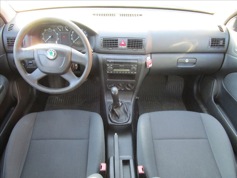 Škoda Octavia 1.6MPi 75kW Tour, klima, 2. ma - fotka 7 z 37