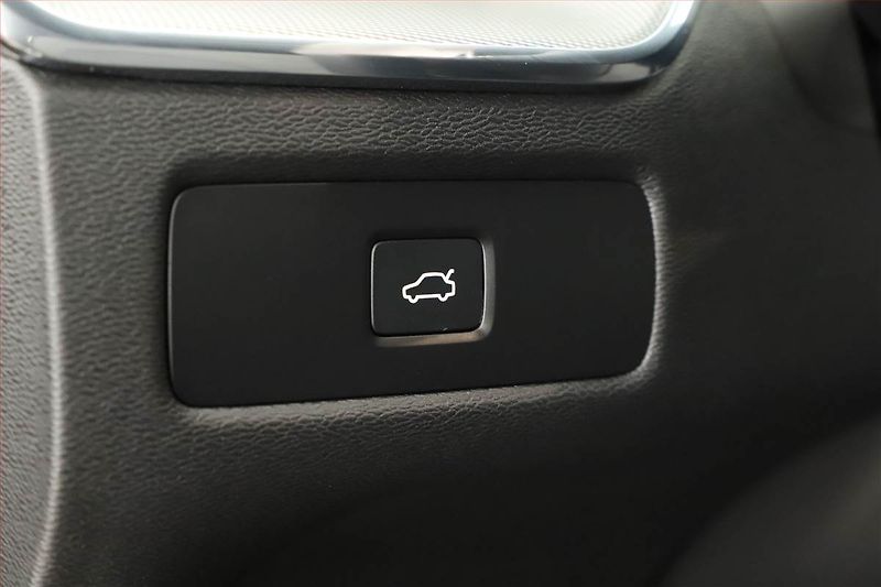 Volvo XC60 (2023) B4 AWD - fotka 25 z 25