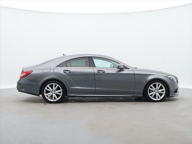Mercedes-Benz CLS 3,0 350d 190kW 4Matic CZ DPH - fotka 8 z 28