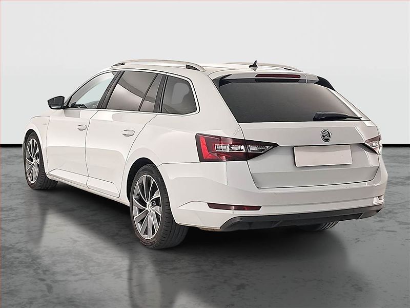 Škoda Superb (2016) Laurin&Klement 2.0 TDI - fotka 4 z 30