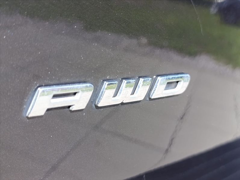 Fiat Freemont 2,0 MULTIJET 7MÍST AWD AT NAVI - fotka 39 z 41
