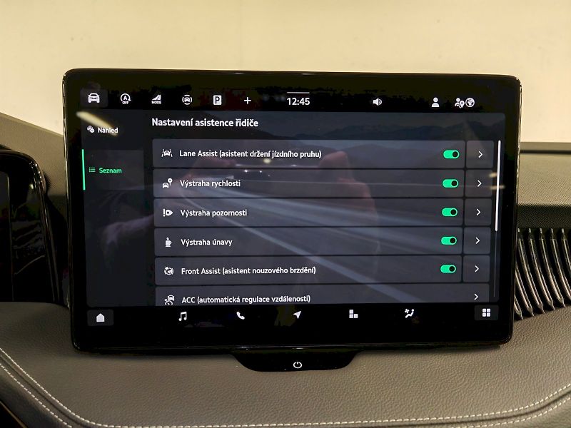 Škoda Superb (2026) 2.0 TSI 195 kW DSG 4x4 Sportli - fotka 11 z 31
