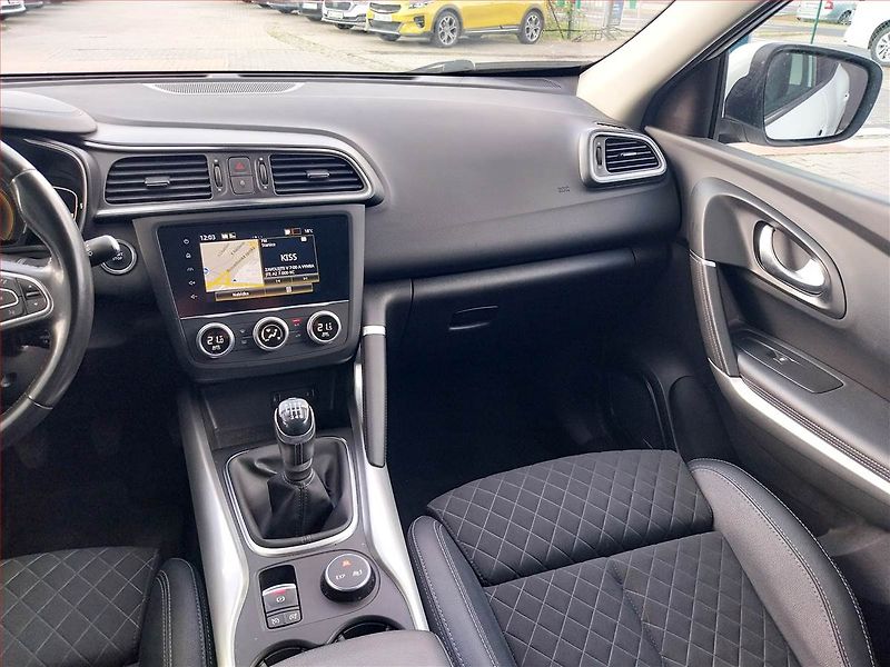 Renault Kadjar (2019) 1.3 TCe, Kůže, Tempomat - fotka 8 z 17