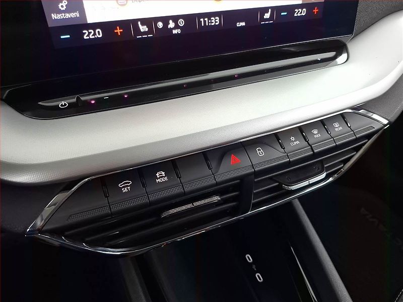 Škoda Octavia (2023) Style 1.5 TSI e-tec - fotka 17 z 20