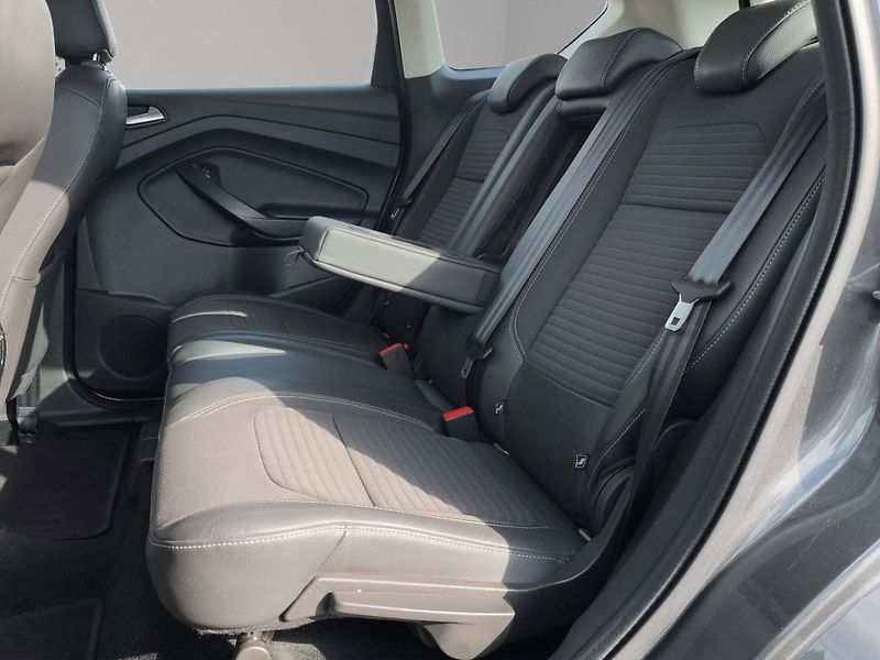 Ford Kuga (2019) 2.0 TDCi 110kW, 4x4, ČR, 1. Ma - fotka 24 z 25