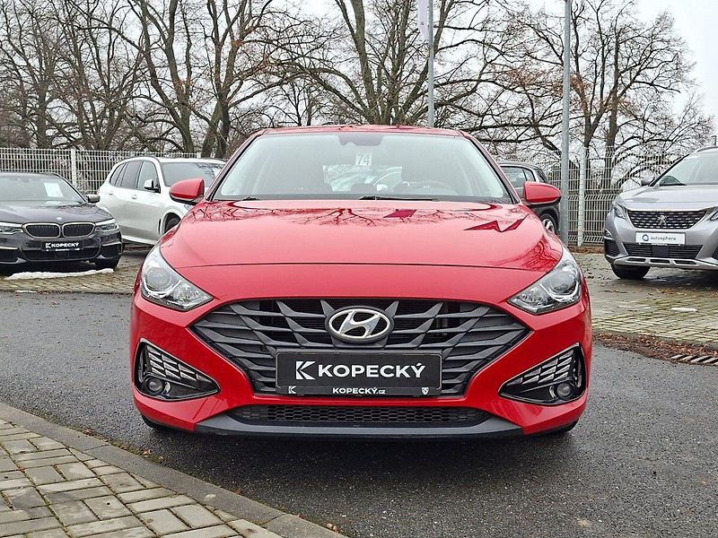 Hyundai i30 1,0 TGDI 120k M6 - fotka 4 z 19