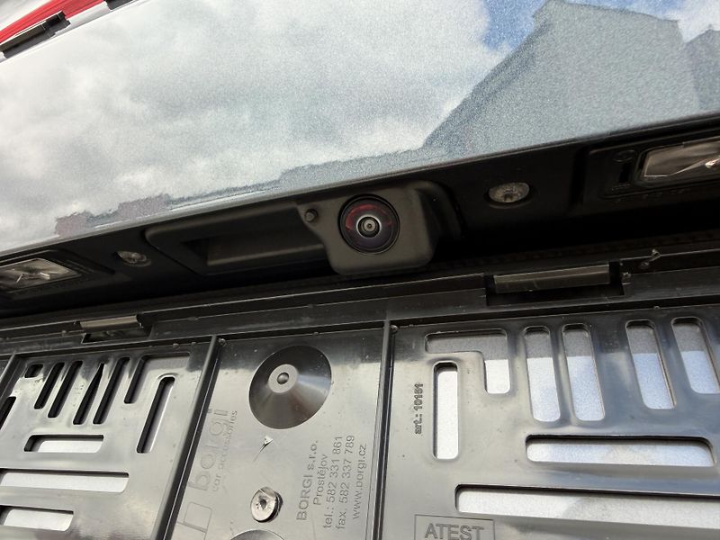 Cupra Formentor VZ 2,0 TSi/180kW - DSG,TZ,.... - fotka 90 z 106