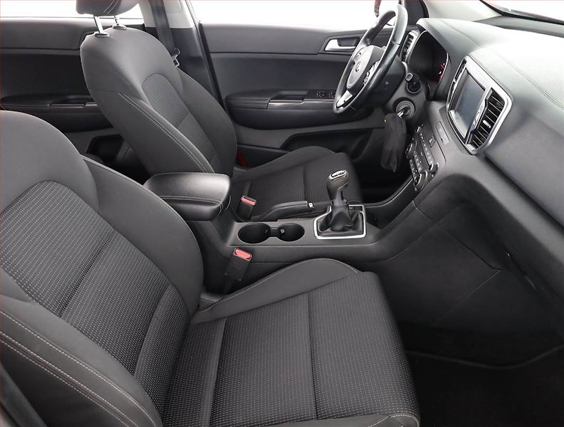 Kia Sportage (2018) 1.7 CRDi, Serv.kniha, Navi - fotka 7 z 15
