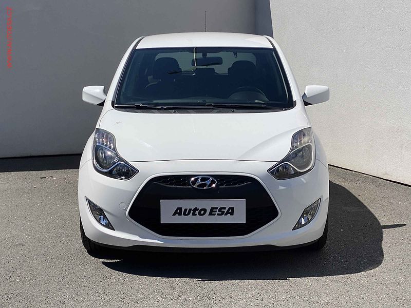 Hyundai ix20 (2017) 1.4i, ČR, Klima - fotka 2 z 16