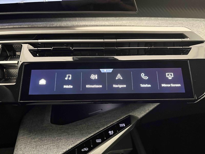 Peugeot 3008 (2025) Allure Hybrid 145 e-DCS6 - fotka 23 z 48