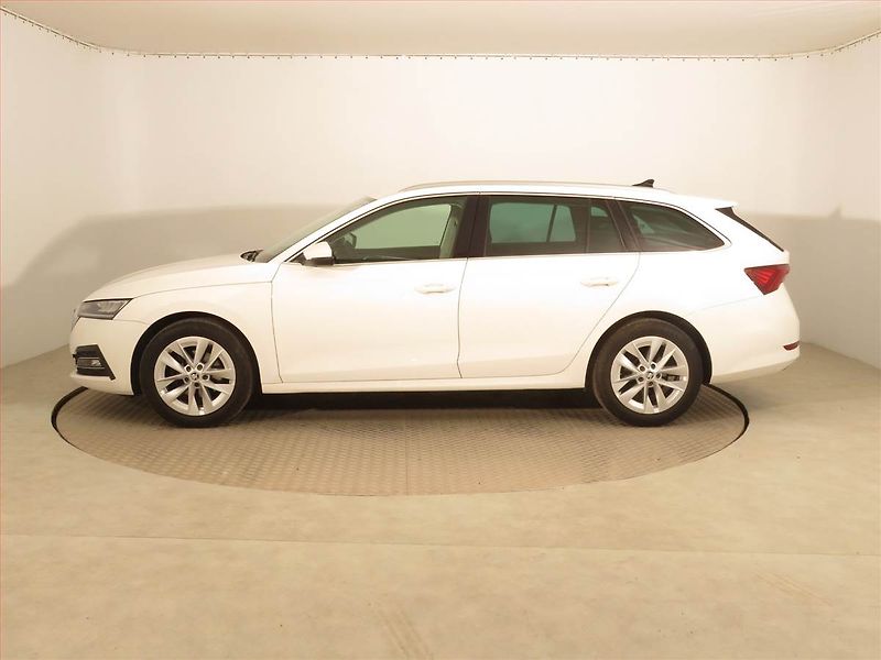 Škoda Octavia (2022) 2.0 TDI, Automat, Serv.kniha - fotka 3 z 16