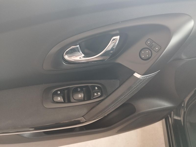 Renault Kadjar (2017) 1,2TCE,96KW,LED,ALU,SERVISKA - fotka 21 z 34